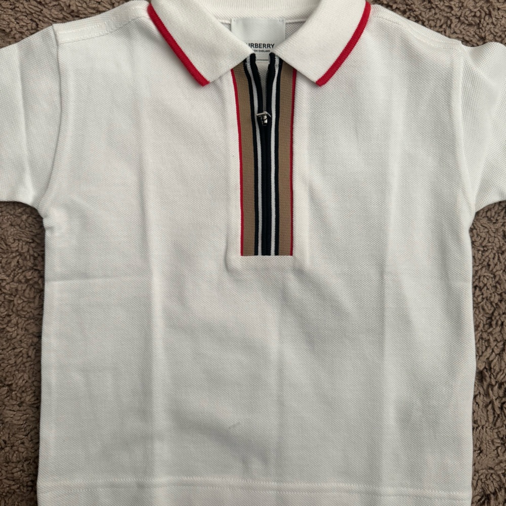 Boys burberry polo 2y
